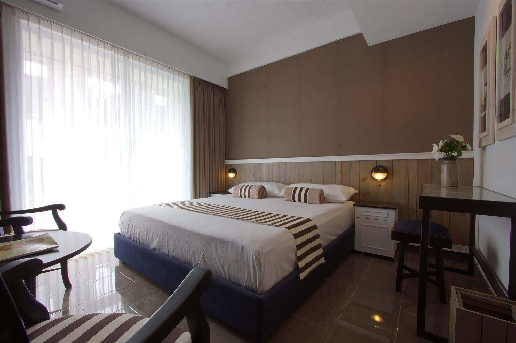 7 Bidadari Boutique Hotel Seminyak  Bagian luar foto