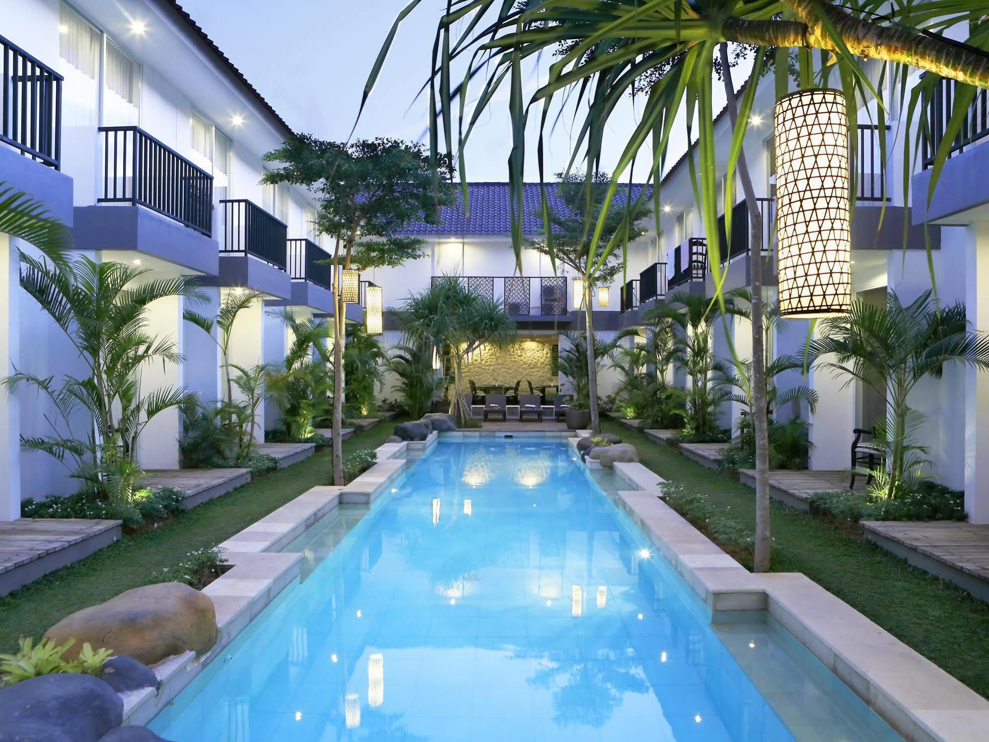 7 Bidadari Boutique Hotel Seminyak  Bagian luar foto