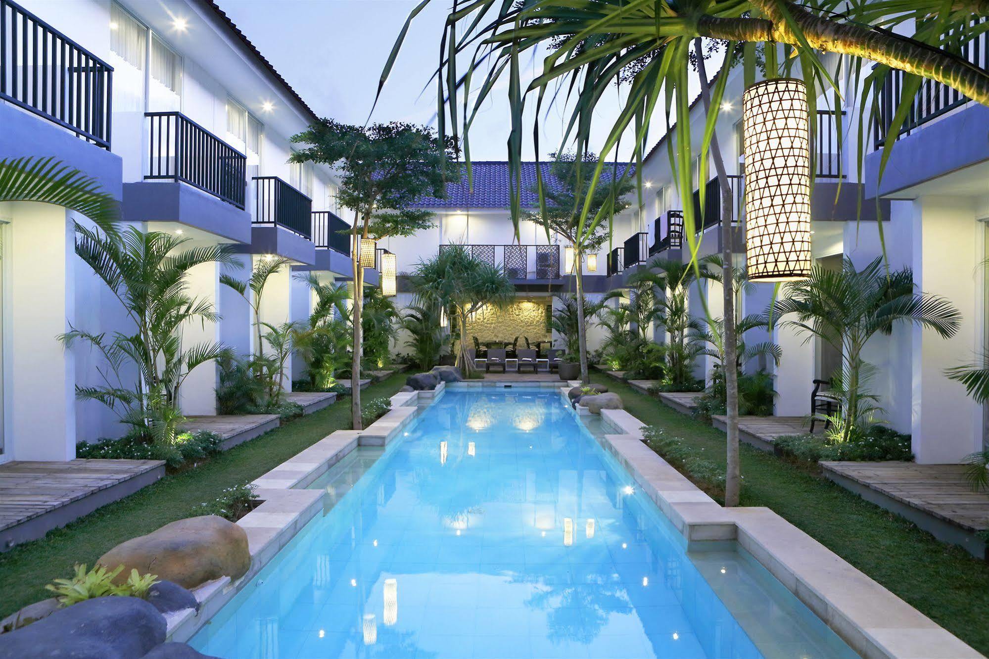 7 Bidadari Boutique Hotel Seminyak  Bagian luar foto