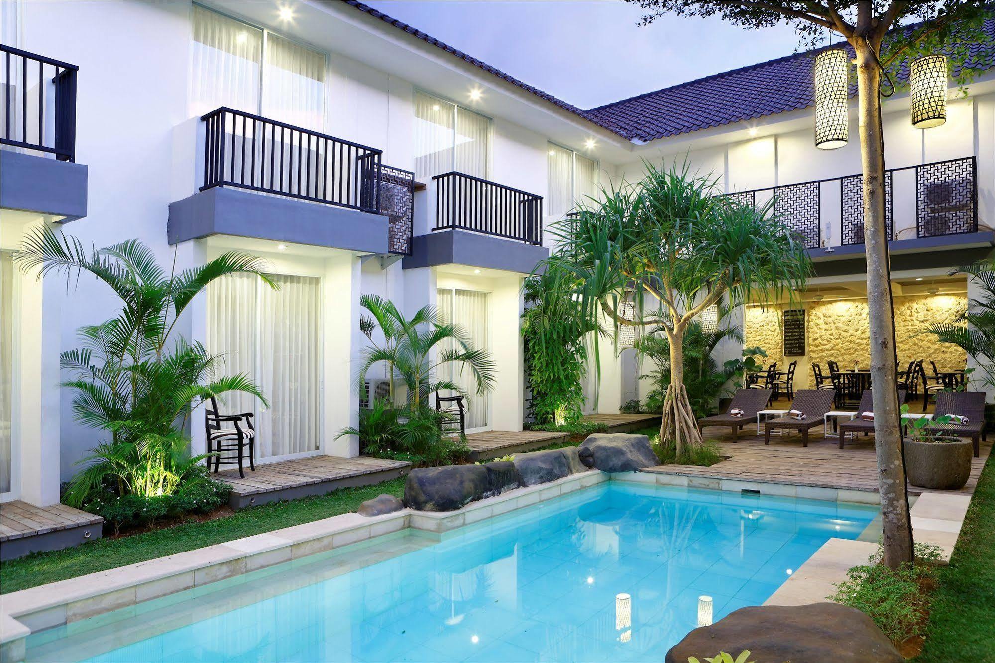 7 Bidadari Boutique Hotel Seminyak  Bagian luar foto