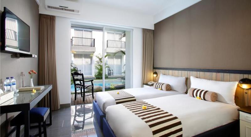 7 Bidadari Boutique Hotel Seminyak  Bagian luar foto